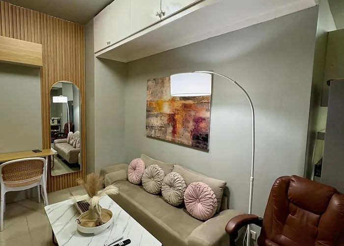 Stylish Comfy And Cozy Apartment